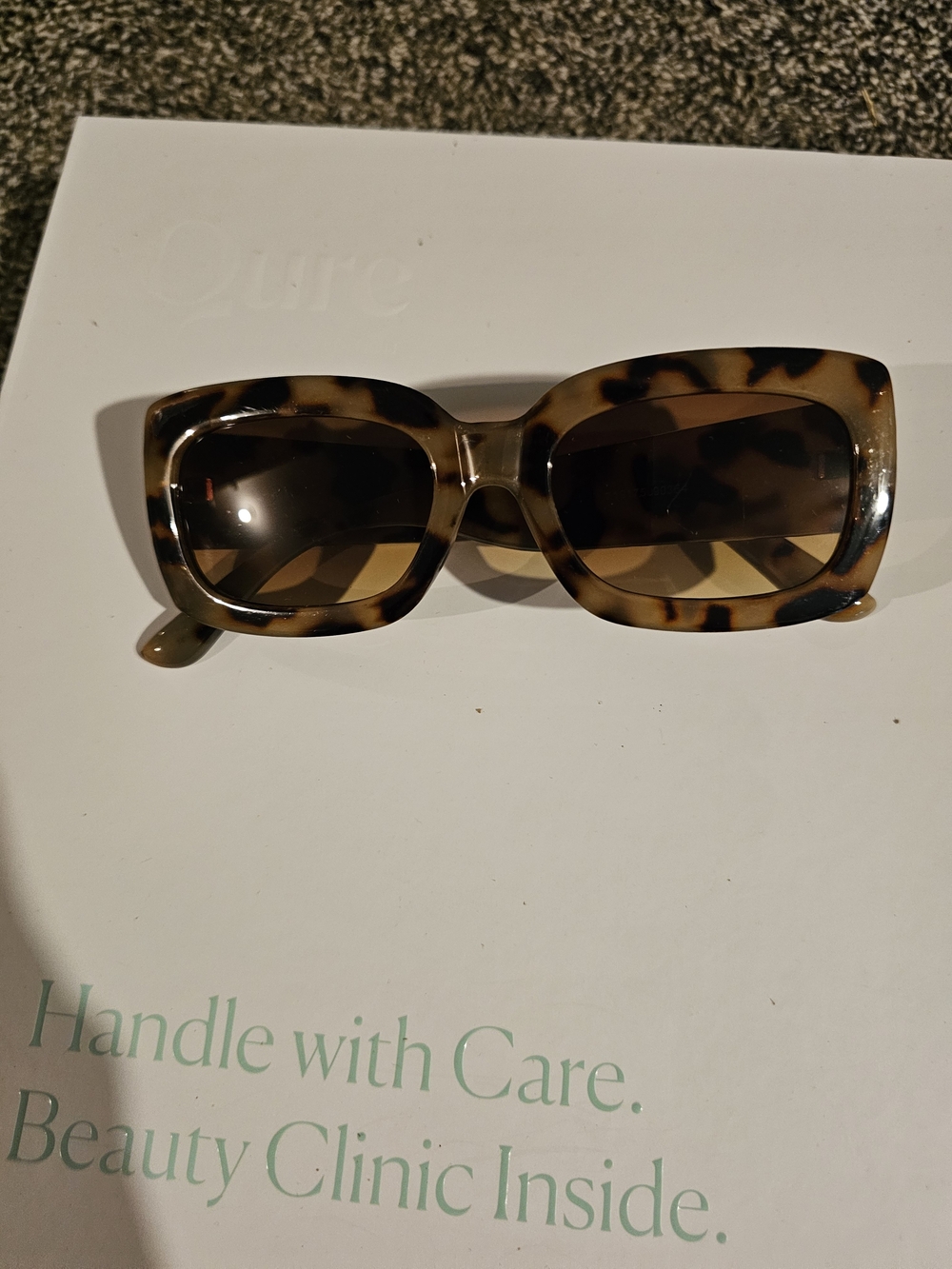 Tortoiseshell Rectangular Wide Arm Women’s Sunglasses - Brown